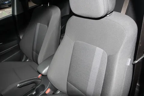 EA25AWW Hyundai i20 1.0T GDi Premium 5dr Thumbnail #8