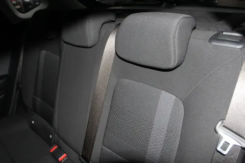 EA25AWW Hyundai i20 1.0T GDi Premium 5dr Thumbnail #12