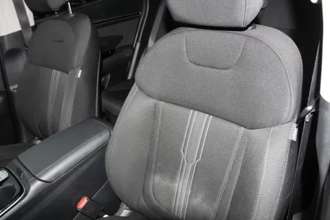 FP71VGE Hyundai Tucson 1.6 TGDi Hybrid 230 Premium 5dr 2WD Auto Thumbnail #9