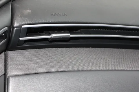 FP71VGE Hyundai Tucson 1.6 TGDi Hybrid 230 Premium 5dr 2WD Auto Thumbnail #29