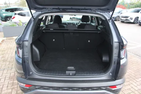 FP71VGE Hyundai Tucson 1.6 TGDi Hybrid 230 Premium 5dr 2WD Auto Thumbnail #14