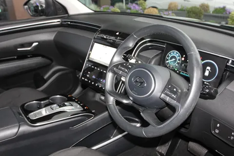 FP71VGE Hyundai Tucson 1.6 TGDi Hybrid 230 Premium 5dr 2WD Auto Thumbnail #10