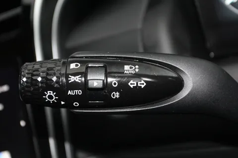 FP71VGE Hyundai Tucson 1.6 TGDi Hybrid 230 Premium 5dr 2WD Auto Thumbnail #24