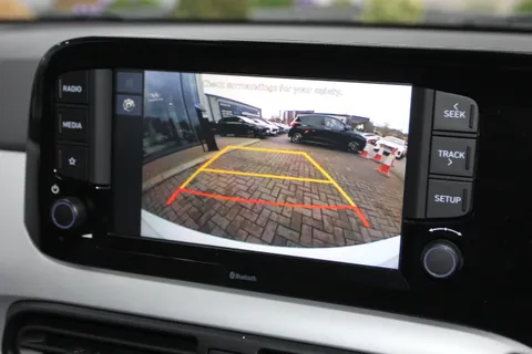 MA22OYU Hyundai i10 1.0 MPi Premium 5dr Auto Thumbnail #16