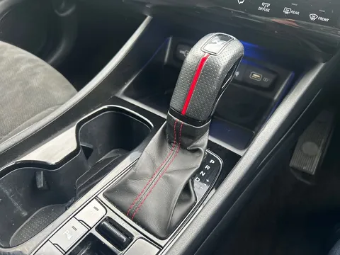 ML71UHB Hyundai Tucson 1.6 TGDi 48V MHD N Line 5dr 2WD DCT Thumbnail #13