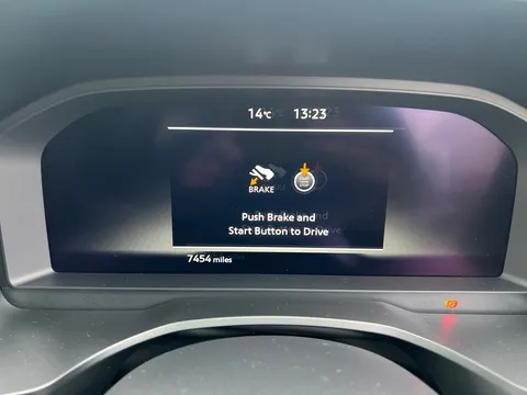 OE74SZP Nissan Qashqai 1.3 DiG-T MH 158 Tekna 5dr Xtronic Thumbnail #14