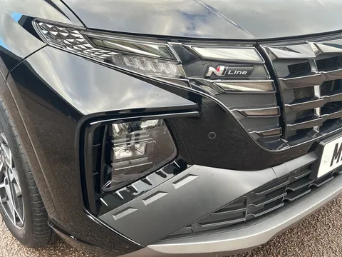 ML71UHB Hyundai Tucson 1.6 TGDi 48V MHD N Line 5dr 2WD DCT Thumbnail #18