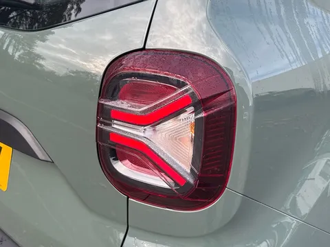 BM23MDV Dacia Duster 1.3 TCe 150 Expression 5dr EDC Thumbnail #26