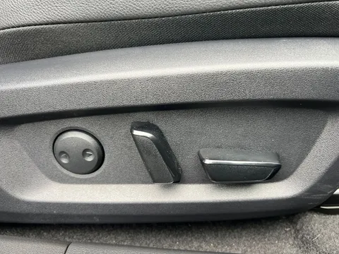 OE74SZP Nissan Qashqai 1.3 DiG-T MH 158 Tekna 5dr Xtronic Thumbnail #25