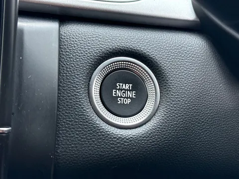 HN24VGP Renault Captur 1.0 TCE 90 Techno 5dr Thumbnail #25