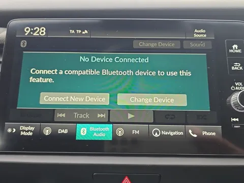 DK72VJU Honda Jazz 1.5 i-MMD Hybrid Crosstar EX 5dr eCVT Thumbnail #18