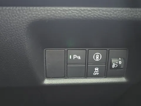 DK72VJU Honda Jazz 1.5 i-MMD Hybrid Crosstar EX 5dr eCVT Thumbnail #27