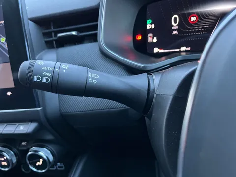 HN25UEW Renault Clio 1.0 TCe 90 Esprit Alpine 5dr Thumbnail #22