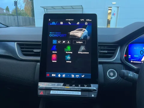 HV25VGG Renault Symbioz 1.6 E-Tech FHEV 145 Techno Esprit Alpine 5dr Auto Thumbnail #14