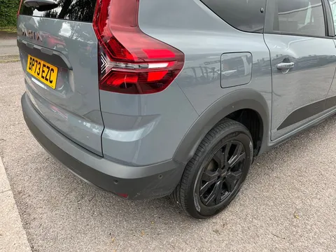 BP73EZC Dacia Jogger 1.0 TCe Extreme 5dr Thumbnail #24