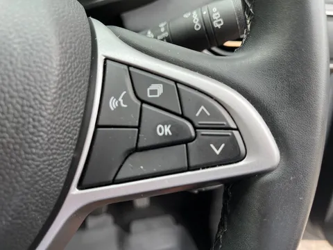 BP73EZC Dacia Jogger 1.0 TCe Extreme 5dr Thumbnail #18