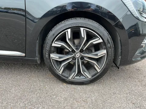 HY72FVG Renault Clio 1.0 TCe 90 SE Edition 5dr Thumbnail #33