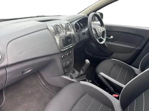 BP70ODK Dacia Sandero Stepway 0.9 TCe Comfort 5dr Thumbnail #4