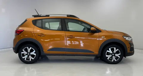 DY22KHC Dacia Sandero Stepway 1.0 TCe Prestige 5dr CVT Thumbnail #5