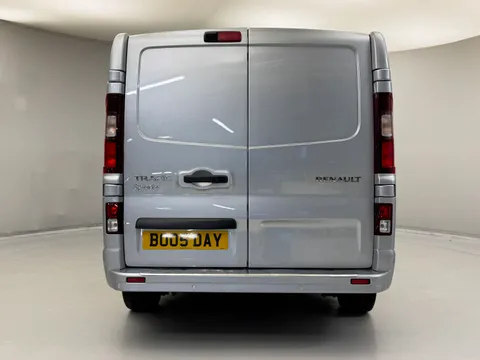 DN23JDZ Renault Trafic SL28 Blue dCi 150 Sport+ Van Thumbnail #7