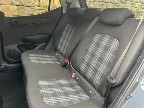 EN24WBU Hyundai i10 1.0 [63] Premium 5dr Auto [Nav] Thumbnail #18