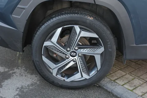 DG73NFF Hyundai Tucson 1.6 TGDi Hybrid 230 Ultimate 5dr 2WD Auto Thumbnail #5