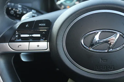 LG22LYV Hyundai Tucson 1.6 TGDi Hybrid 230 Premium 5dr 2WD Auto Thumbnail #20