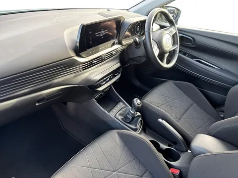 DU23CVZ Hyundai Bayon 1.0 TGDi [120] 48V MHEV Premium 5dr Thumbnail #12