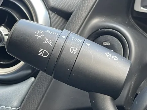 MT72OMW Mazda Mazda2 1.5 e-Skyactiv G MHEV Homura Aka 5dr Thumbnail #18