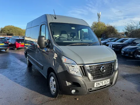DN75XCH Nissan Interstar 2.3 dci 135ps H2 Tekna+ Van Thumbnail #1