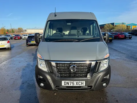 DN75XCH Nissan Interstar 2.3 dci 135ps H2 Tekna+ Van Thumbnail #2