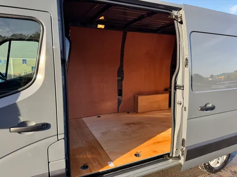 DN75XCH Nissan Interstar 2.3 dci 135ps H2 Tekna+ Van Thumbnail #10