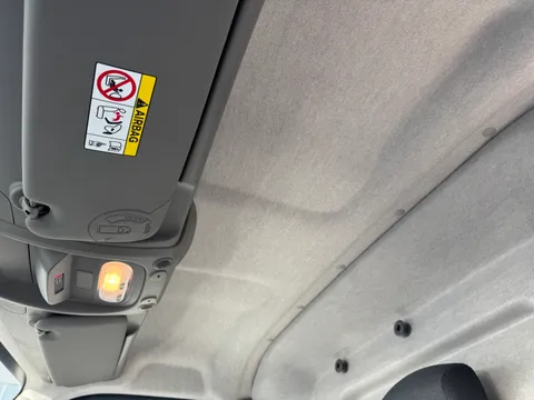 DN75XCH Nissan Interstar 2.3 dci 135ps H2 Tekna+ Van Thumbnail #13