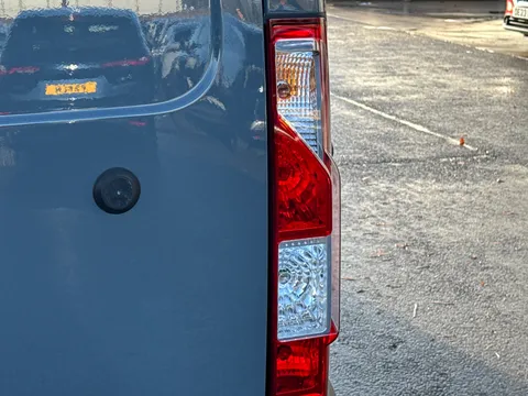 DN75XCH Nissan Interstar 2.3 dci 135ps H2 Tekna+ Van Thumbnail #25