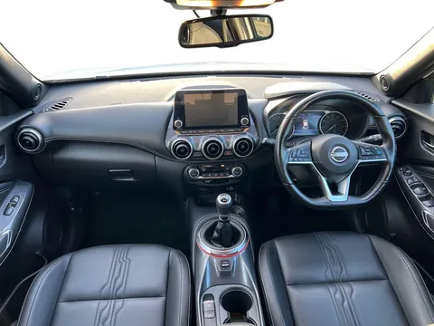 DN73XYY Nissan Juke 1.0 DiG-T 114 Tekna 5dr Thumbnail #13