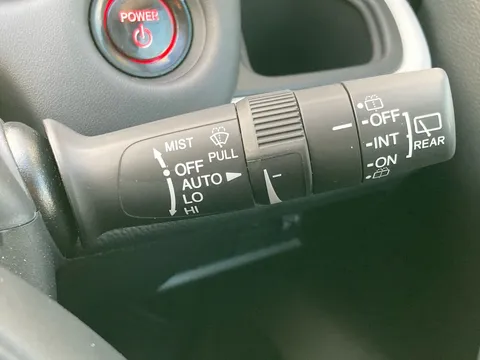 DE25XHK Honda Jazz 1.5 i-MMD Hybrid Elegance 5dr eCVT Thumbnail #18