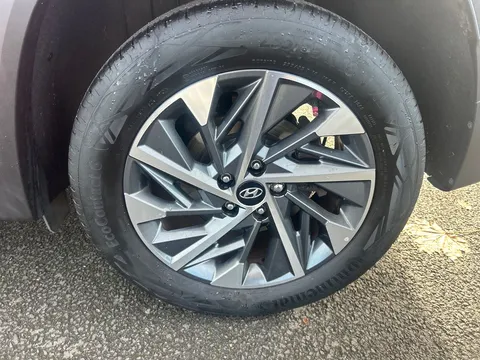 HK73BND Hyundai Tucson 1.6 TGDi Premium 5dr 2WD Thumbnail #34