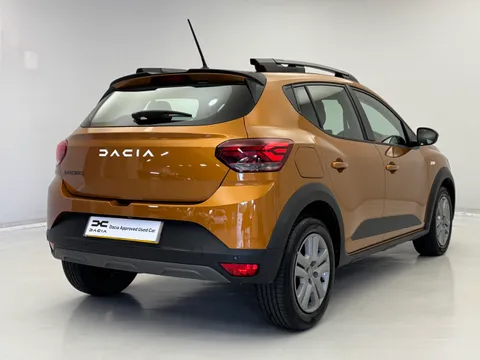DY23AEK Dacia Sandero Stepway 1.0 TCe Expression 5dr Thumbnail #5