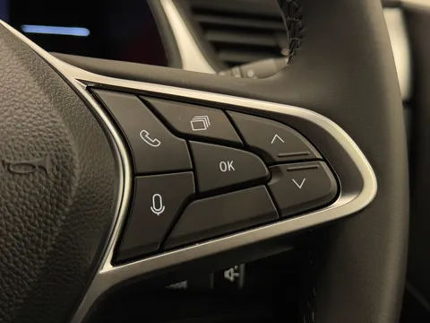 DS25XRD Renault Captur 1.0 TCE 90 Evolution 5dr Thumbnail #12