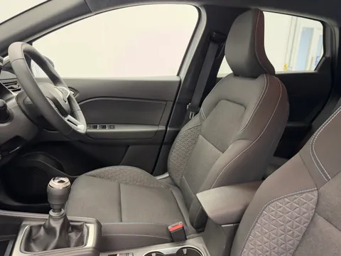 DS25XRD Renault Captur 1.0 TCE 90 Evolution 5dr Thumbnail #17