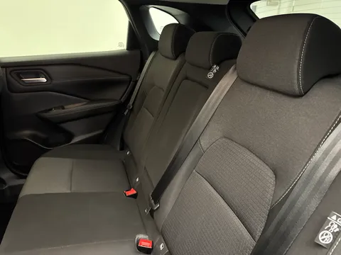 DE23NWW Nissan Qashqai 1.5 E-Power N-Connecta [Glass Roof] 5dr Auto Thumbnail #15