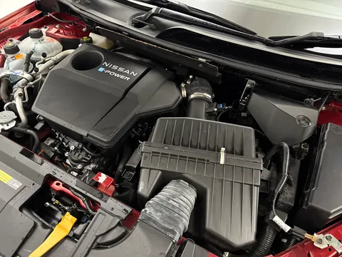 DE23NWW Nissan Qashqai 1.5 E-Power N-Connecta [Glass Roof] 5dr Auto Thumbnail #31