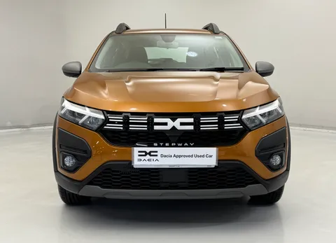 DP23KUJ Dacia Sandero Stepway 1.0 TCe Journey 5dr Thumbnail #2