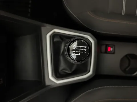 DP23KUJ Dacia Sandero Stepway 1.0 TCe Journey 5dr Thumbnail #11