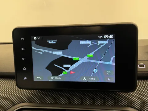 DP23KUJ Dacia Sandero Stepway 1.0 TCe Journey 5dr Thumbnail #24