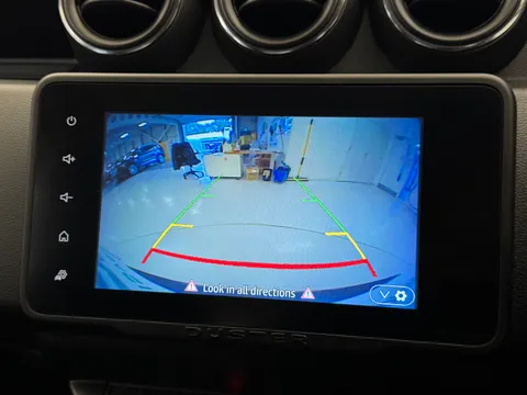DV22YRR Dacia Duster 1.3 TCe 130 Comfort 5dr Thumbnail #16