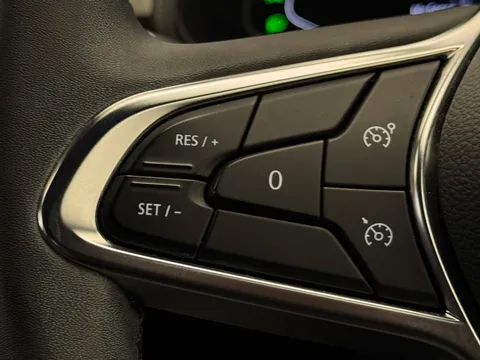 DS23FZG Renault Captur 1.0 TCE 90 Rive Gauche 5dr Thumbnail #30