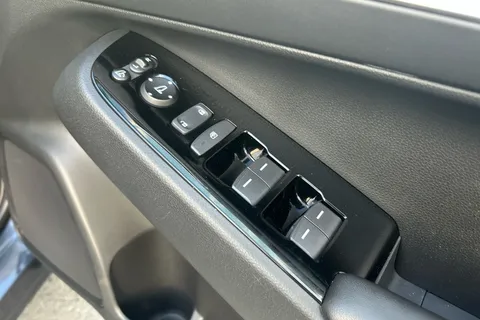 DE23JJO Honda Hr-V 1.5 eHEV Advance 5dr CVT Thumbnail #14