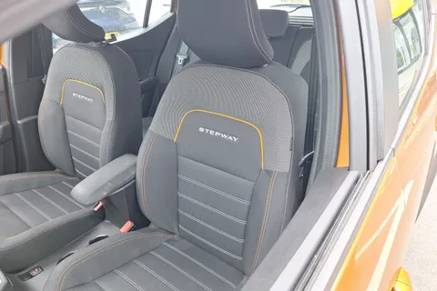 MK71CBY Dacia Sandero Stepway 1.0 TCe Prestige 5dr Thumbnail #26