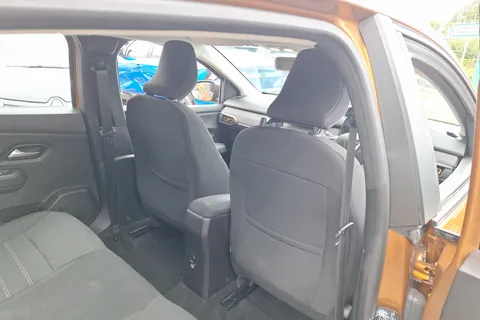 MK71CBY Dacia Sandero Stepway 1.0 TCe Prestige 5dr Thumbnail #30